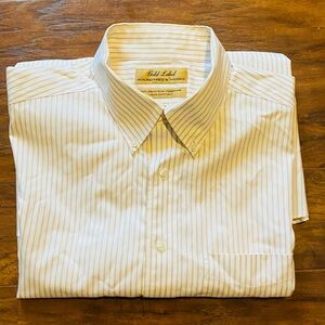 Men's Roundtree & Yorke Gold Label dress shirt